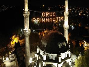 Dünya genelinde bugün Ramazan'ın ilk günü